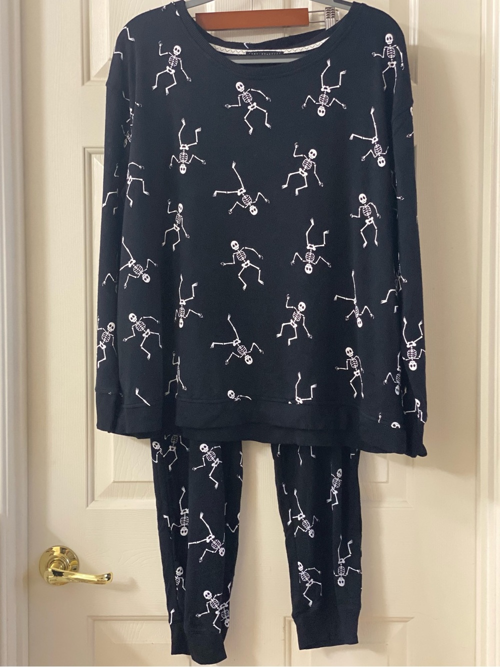 Jane & Delancey Women’s Skelton Halloween Sweatshirt & Jogger Lounge Set Size XL